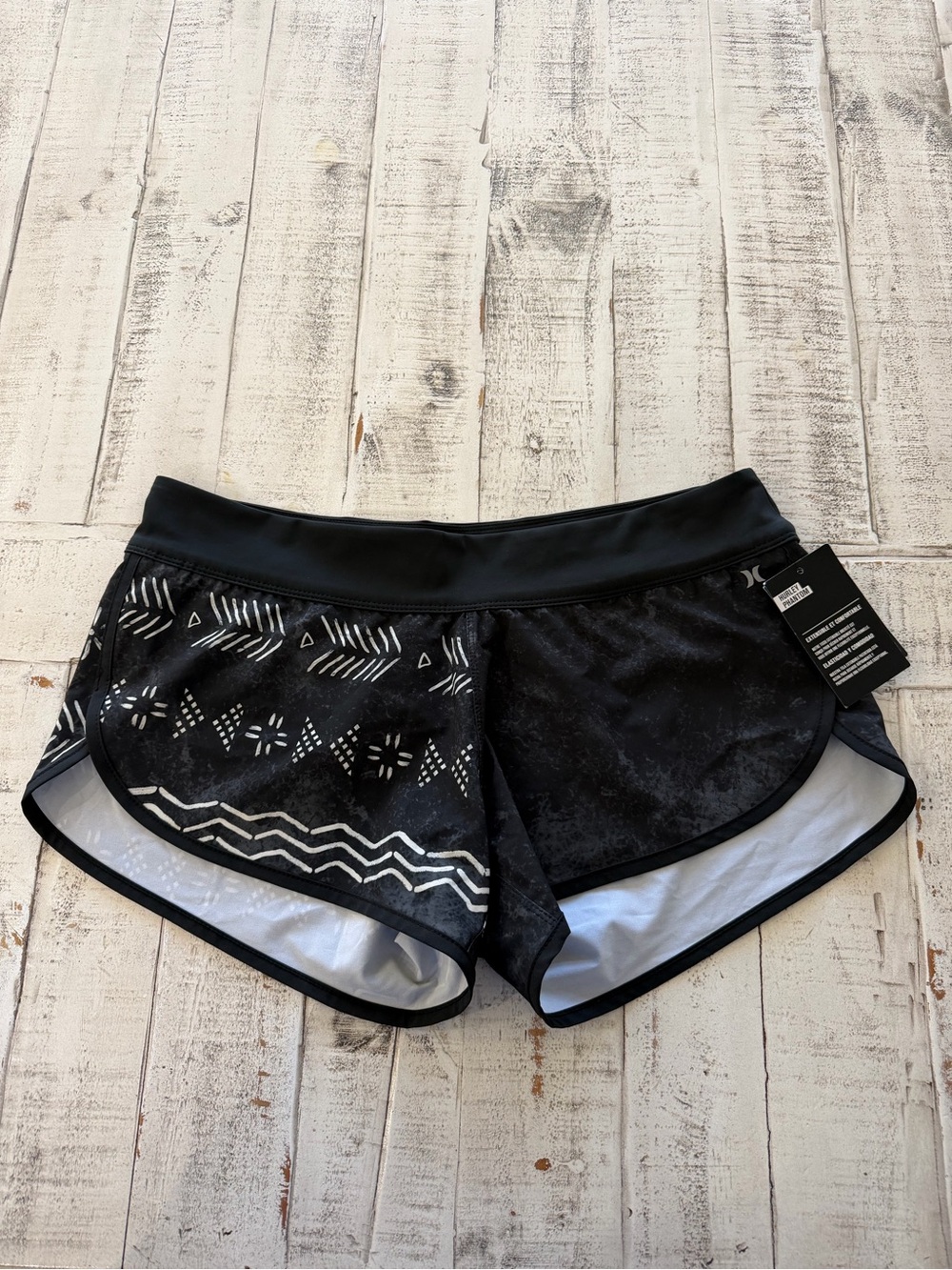 Hurley Phantom Printed Boardshorts  Volley Shorts Black Aztec / Geometric Print
